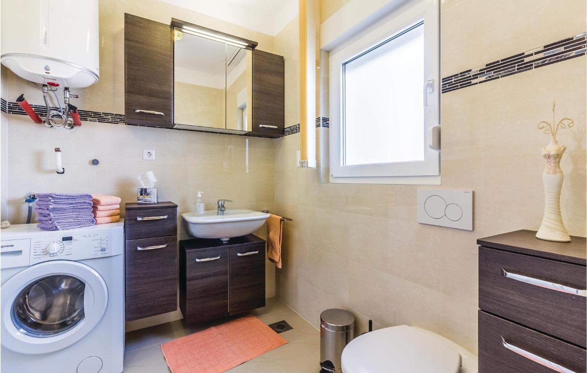 Stunning Apartment In Fazana With House Sea View Bagian luar foto