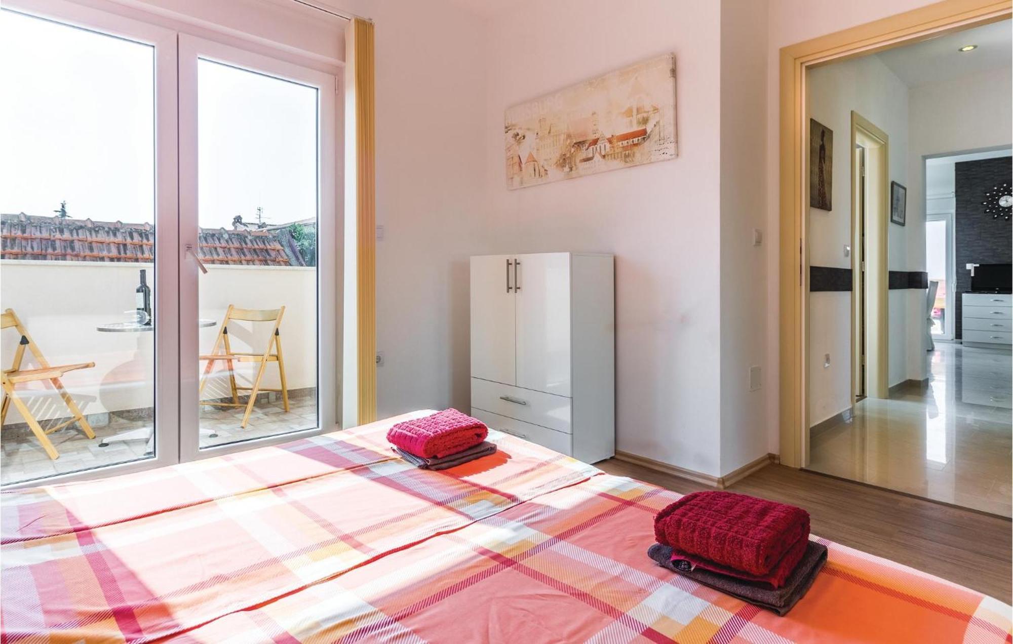 Stunning Apartment In Fazana With House Sea View Bagian luar foto
