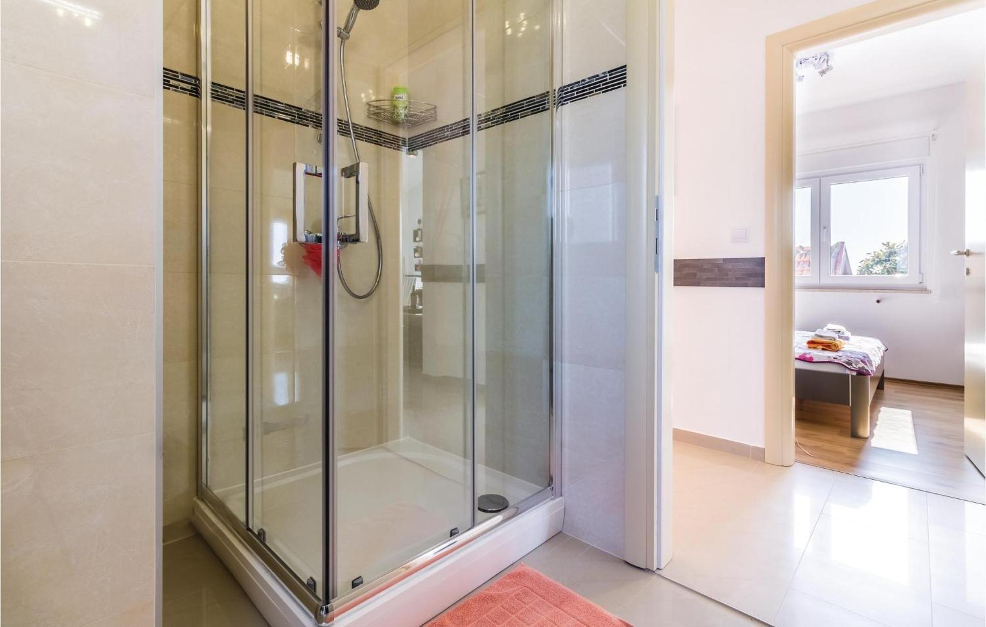 Stunning Apartment In Fazana With House Sea View Bagian luar foto